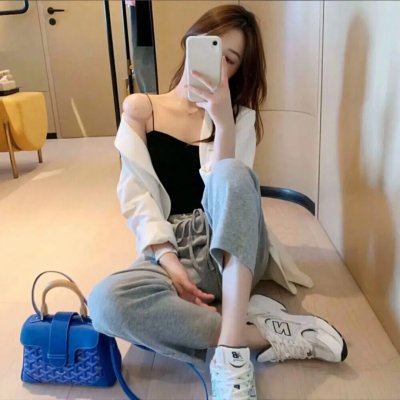 夜深人不静